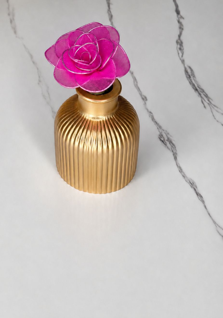 Rose Éternelle – Or & Fuchsia